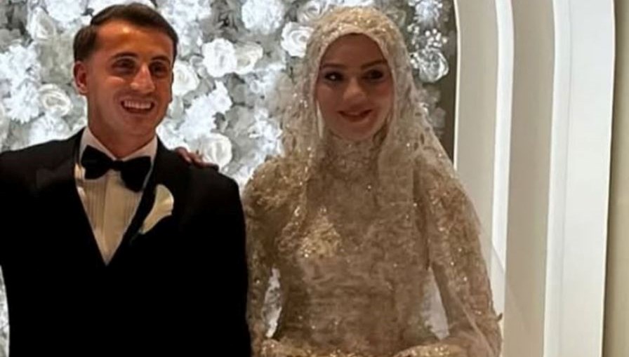Milli futbolcu Kerem Aktürkoğlu ile Ceren Azak ile evlendi