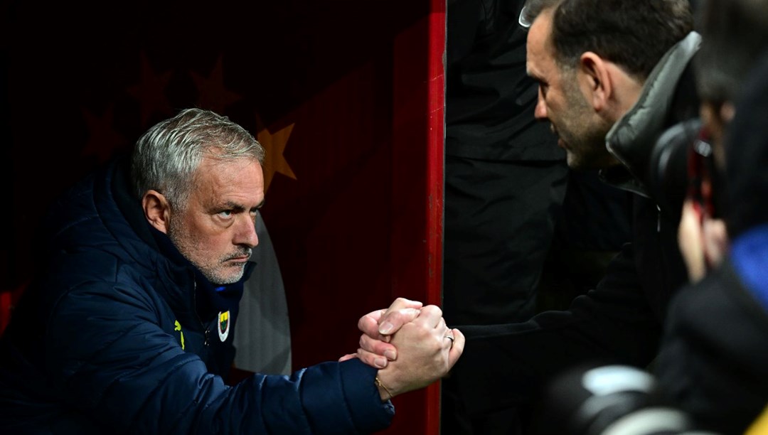 Okan Buruk: Mourinho ağlamaya devam ediyor