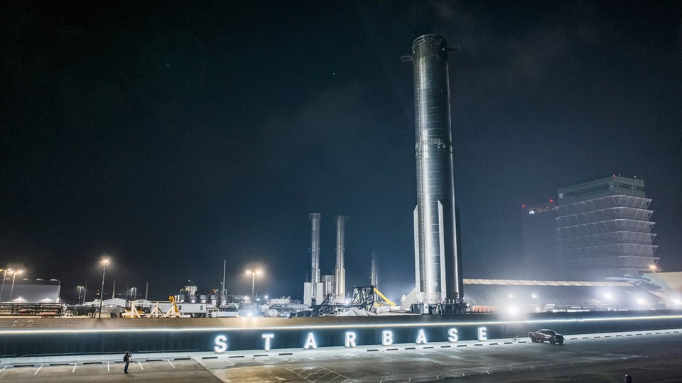Musk, Mars’tan vazgeçmiyor: Kızıl Gezegen’e ilk adım 2029’da olabilir