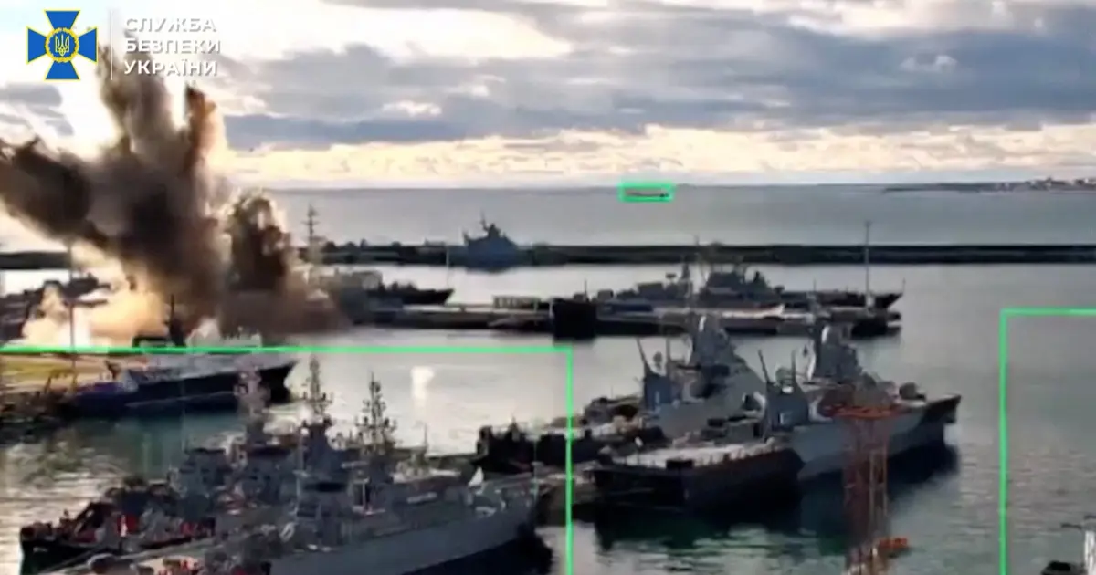 Ukrayna limanda Rus tankerini vurdu