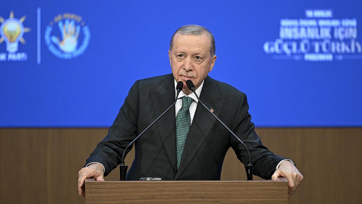 Cumhurbaşkanı Erdoğan’dan Özgür Özel’e ‘dede’ yanıtı: ‘Haddini aşarak sormuş’