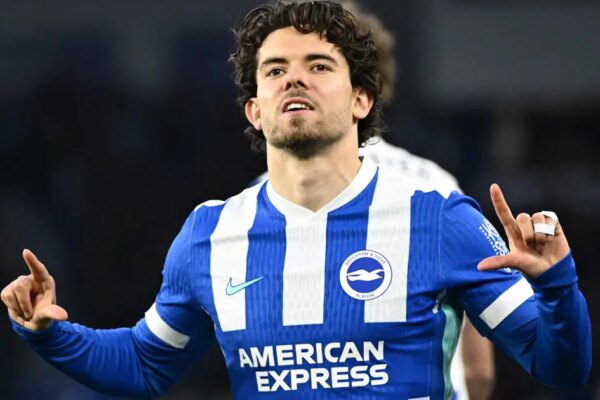 Maç başlar başlamaz ne olduğunu şaşırdılar, milli yıldız sahneye çıktı