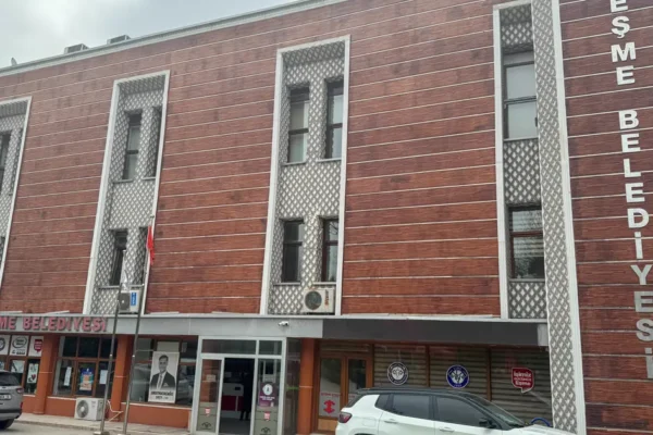 CHP’li Eşme Belediyesi’ne yolsuzluk soruşturması. Eşme Belediye Başkanı Tozan ve iki çalışan tutuklandı