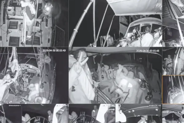 İsrail, Yunan karasularında Sumud Filosu’na saldırdı. 18 Türk aktivist alıkonuldu