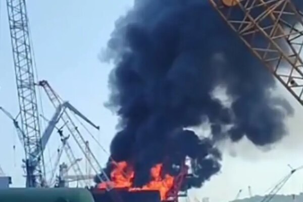 Aliağa’da gemi söküm tesisinde korkutan yangın