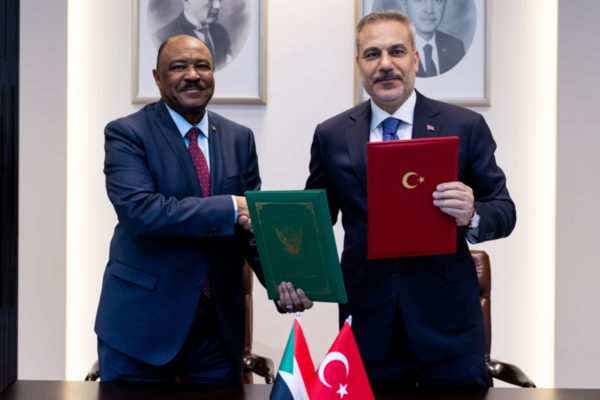 Dışişleri Bakanı Fidan, Sudanlı mevkidaşı ile görüştü