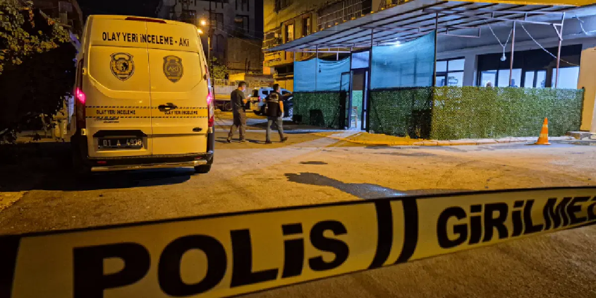 Kahvehaneye silahlı saldırı. 3 kişi yaralandı