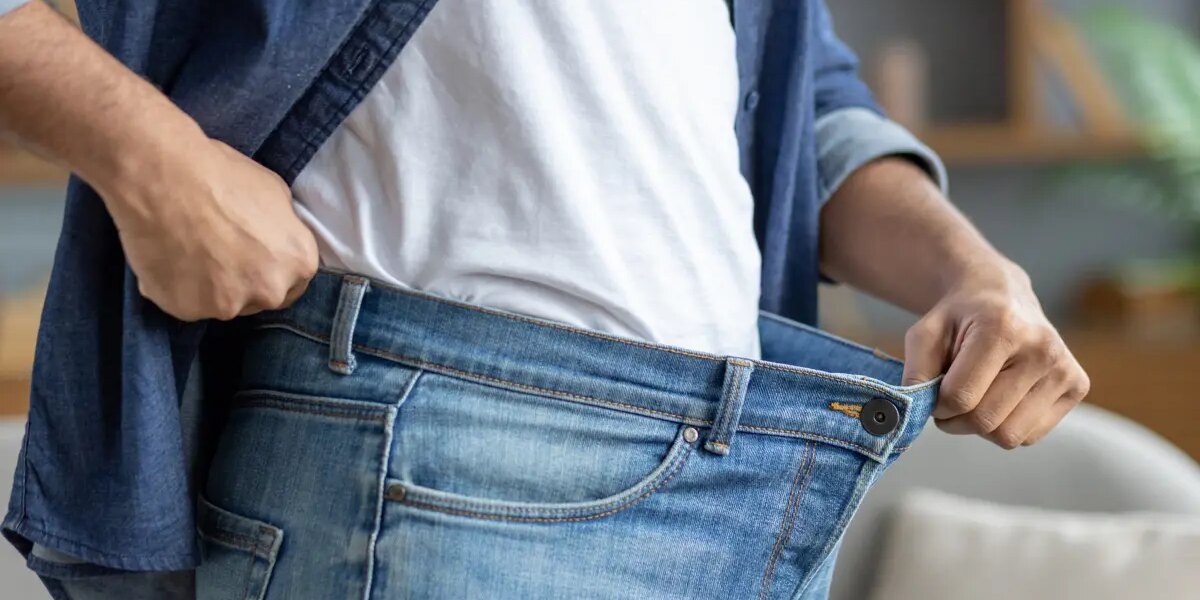 2 yıl her gün aynı yemekleri yedi. 95 kilo vererek bambaşka birine dönüştü