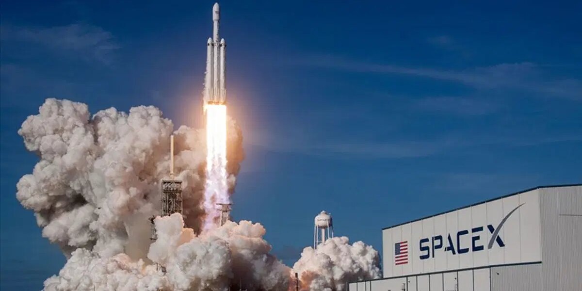 SpaceX’ten 100 milyar dolarlık dev yatırım: Yeni uzay üssü geliyor