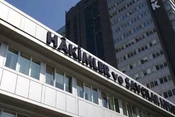 Görevden geçici olarak uzaklaştırılan Cumhuriyet Savcısı Uçuk hakkında gözaltı talimatı verildi