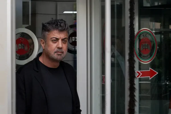 Kozinoğlu dosyasında Kurtlar Vadisi senaristi araç plakaları ve mezar taşı için ne dedi?