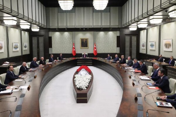 Kabine yarın toplanıyor. Masada fon soruşturması ve terörsüz Türkiye süreci var