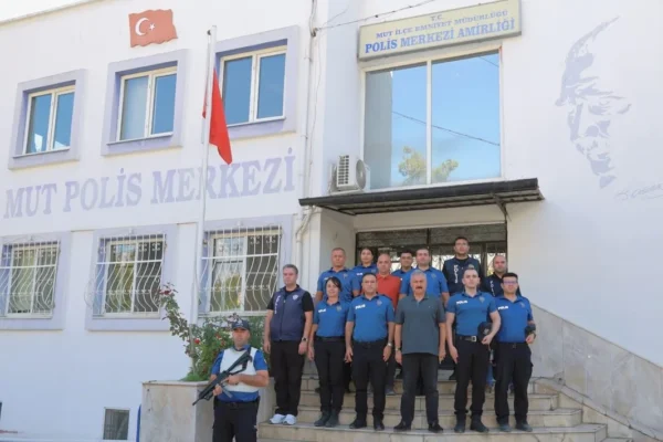 Mersin Emniyet Müdürümuz Sn.Fahri Aktaş’tan Mut’ta Birimlere Ziyaret