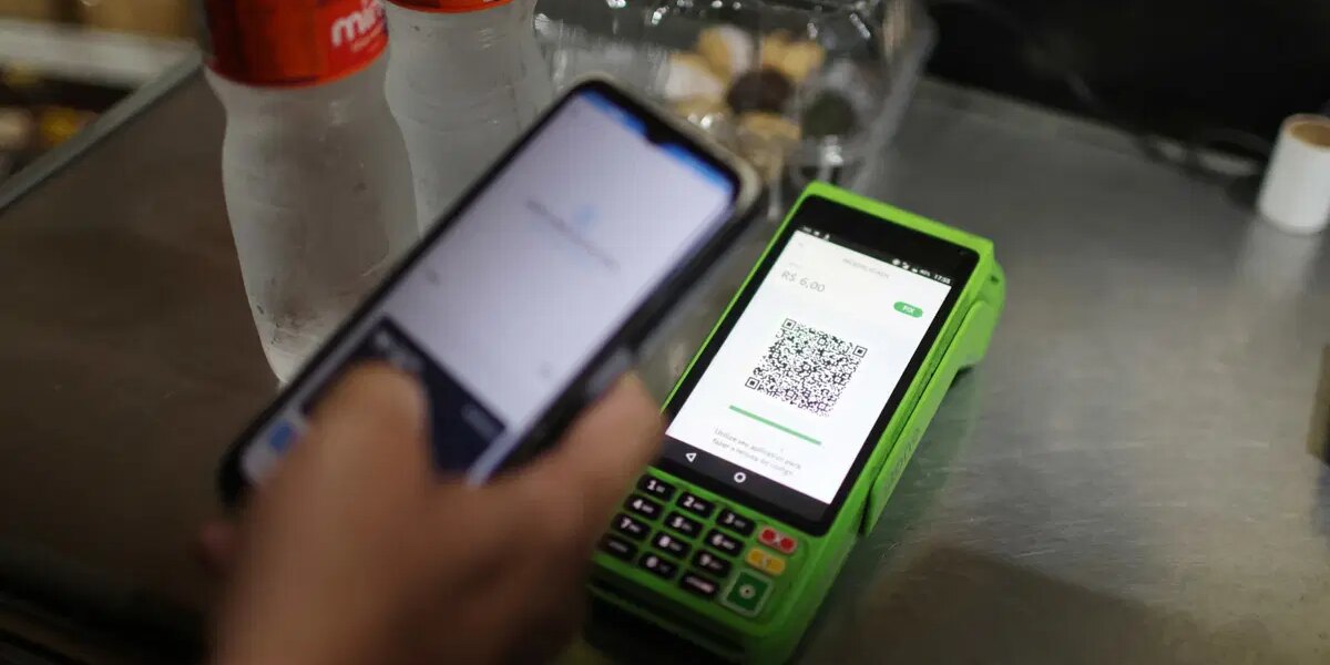 Brezilya cep telefonu gasplarının önünü alamıyor. Konu seçmenin gündeminde