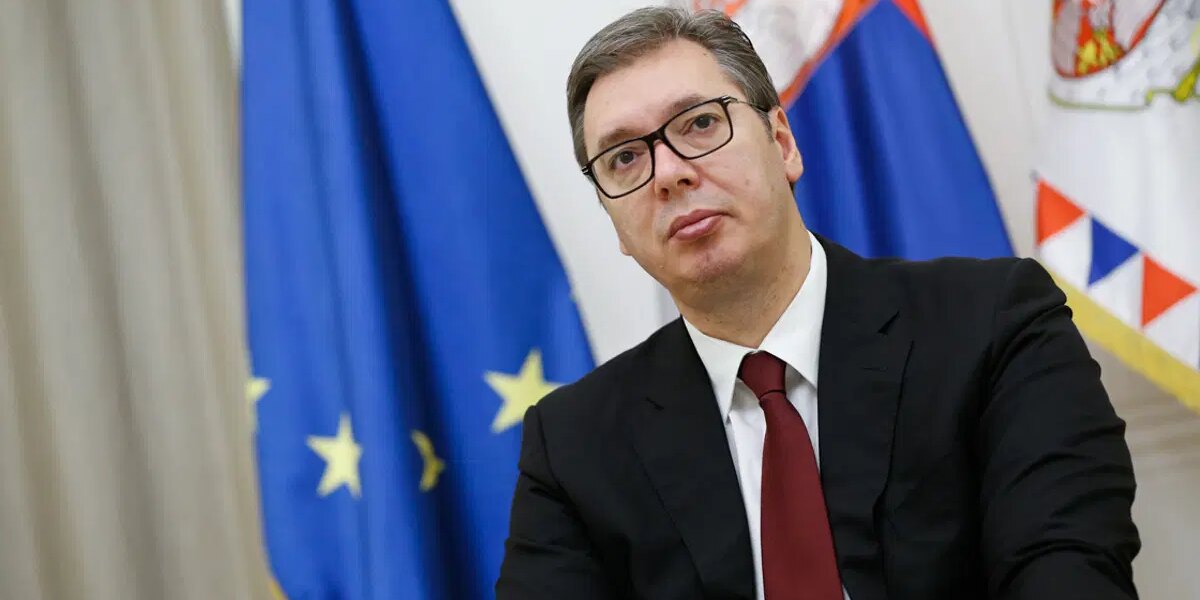Sırbistan erken seçime gidiyor. Cumhurbaşkanı Vucic istifa etti