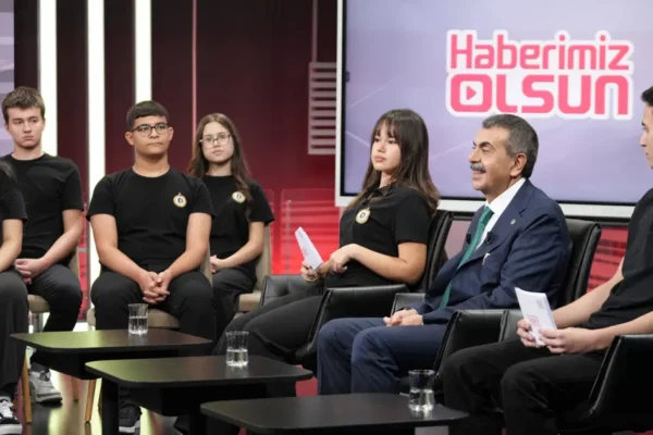 Bakan Tekin’den YKS açıklaması. “Sınavın ne sistemi değişecek ne usulü”