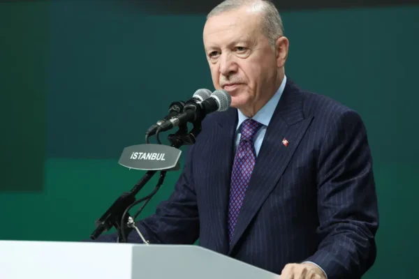 Cumhurbaşkanı Erdoğan: 2026 yılı bitmeden 38 bin hekim dışı personel alacağız