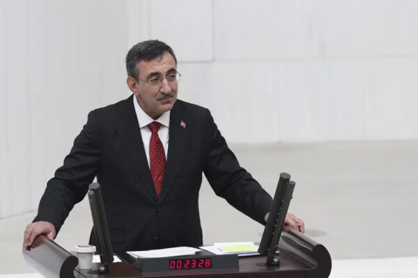 Cumhurbaşkanı Yardımcısı Yılmaz, fon soruşturması konusunda TBMM’yi bilgilendirecek