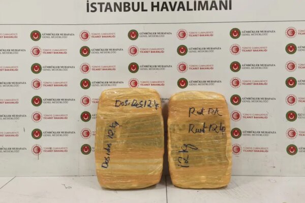 İstanbul Havalimanı’nda uyuşturucu operasyonu. 25 kilogram esrar ele geçirildi