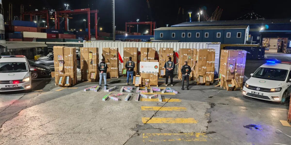 İstanbul’da 142 bin elektronik sigara cihazı ele geçirildi