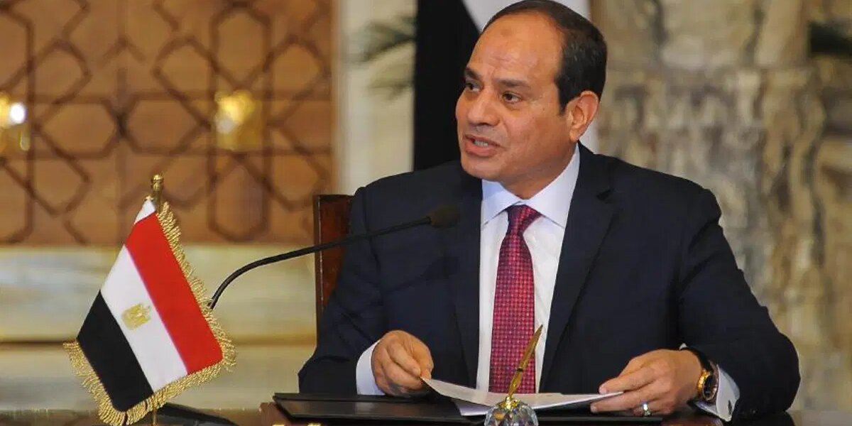 Mısır Meclisi, Cumhurbaşkanı Sisi’ye Suudi Arabistan’ın savunmasına destek için yetki verdi