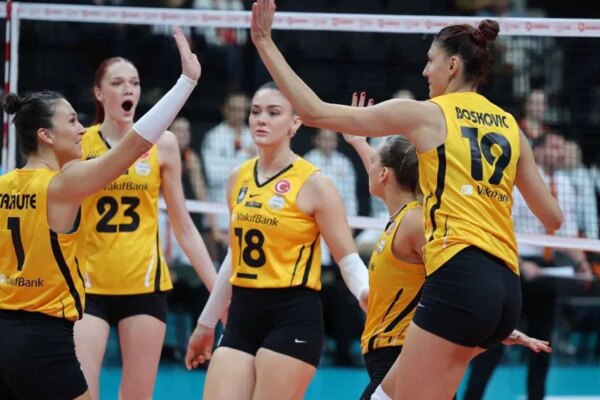 VakıfBank’tan Eczacıbaşı karşısında muhteşem geri dönüş
